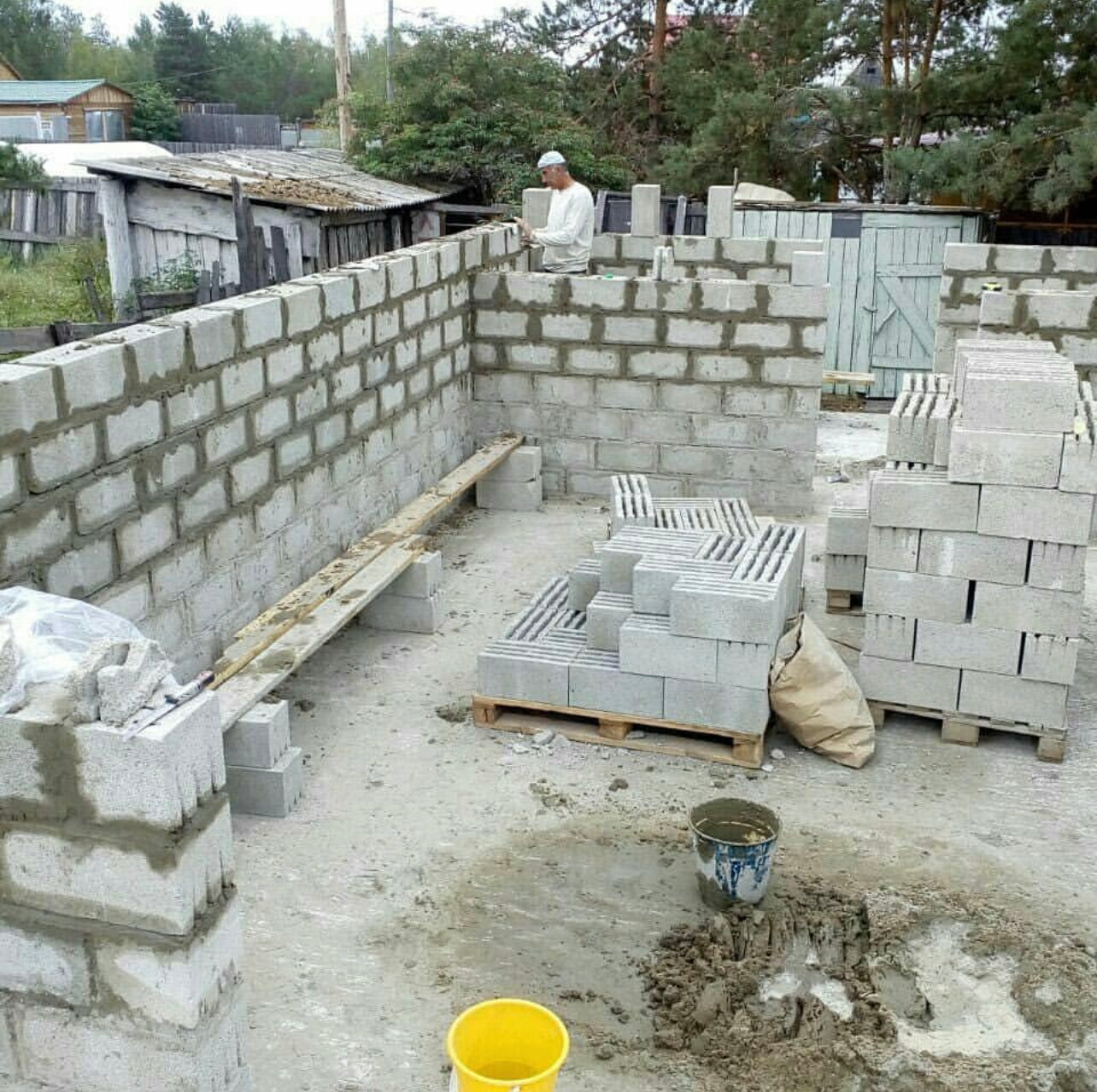 кладка из пеноблоков, фундамент из шлакоблоков, фундамент из пеноблоков, кладка пеноблока, кладка шлакоблока