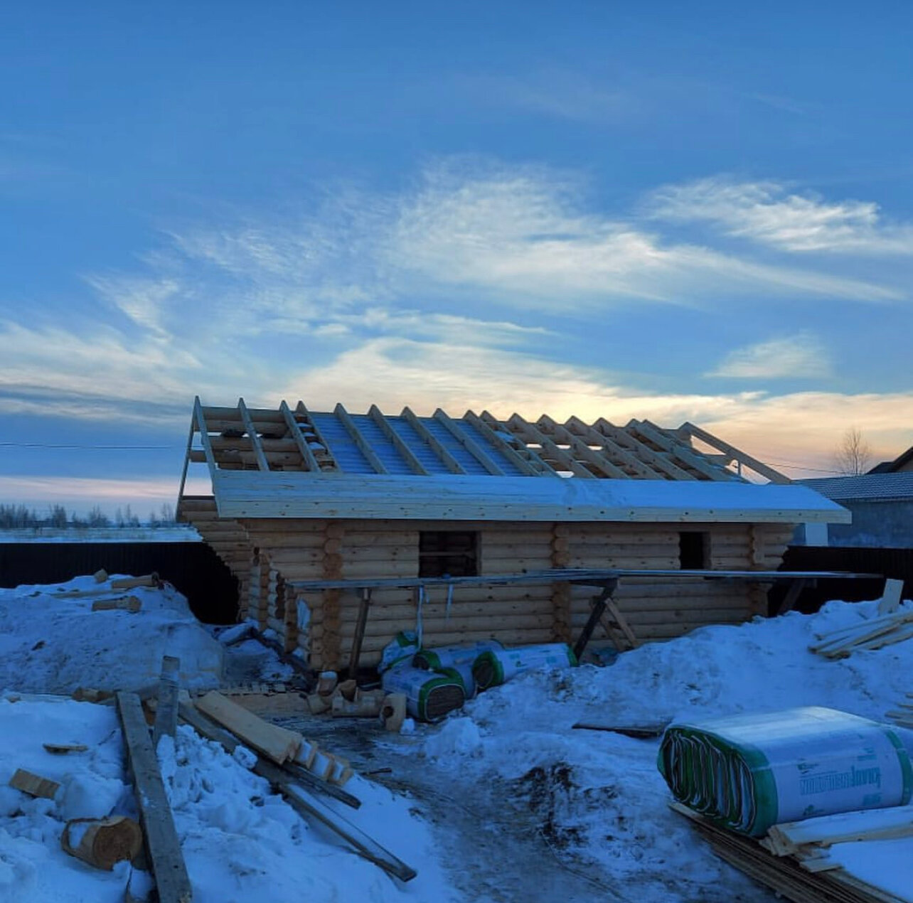 сруб, сруб дома, крыша для бани, баня сруб, дом из бревна