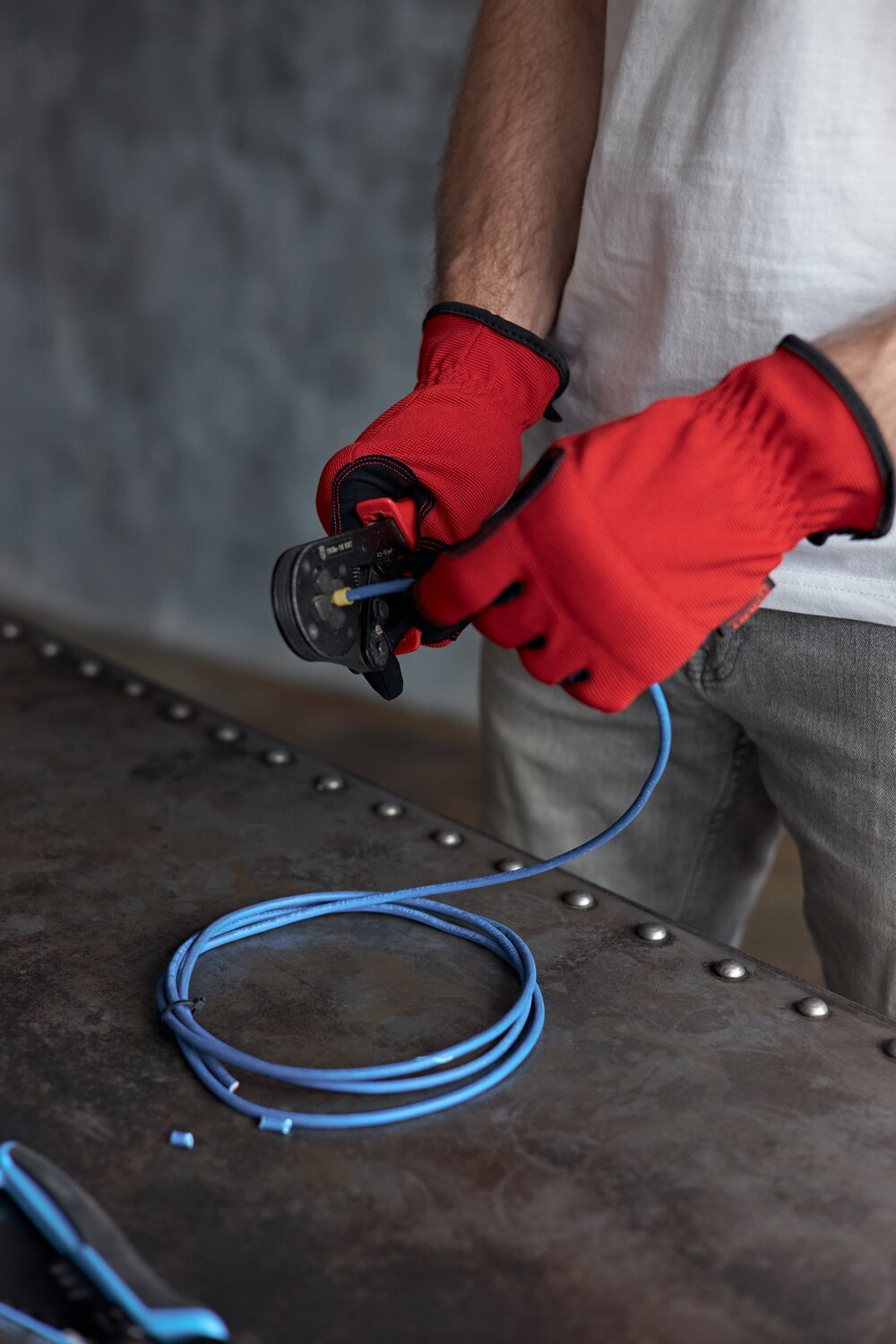 перчатки монтажника квт с-31 р.m 75380, перчатки защитные, перчатки для электрика, перчатки монтажника, перчатки для сварки