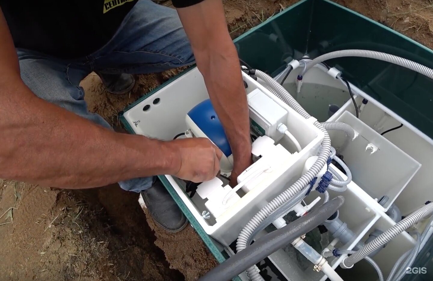 установка септика топас, монтаж септика, биостанция евробион, обслуживание септика, септик