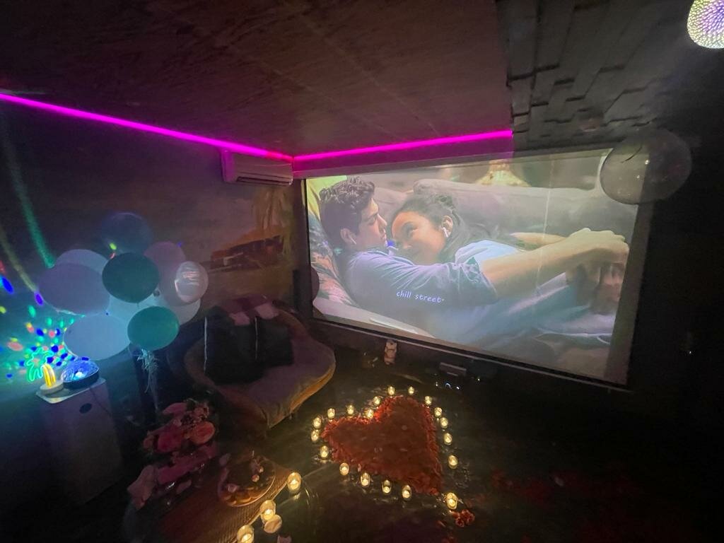 интерьер, friends hall харизма, москва, бакунинская улица, вип комната, антикинотеатр космос севастополь, комната