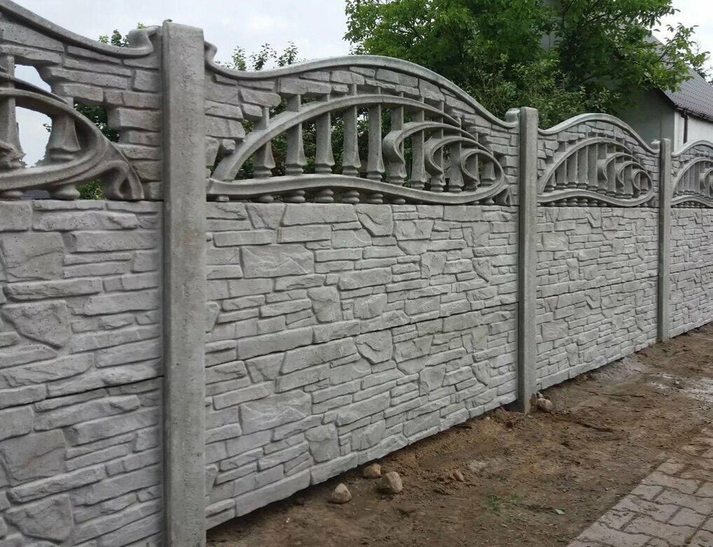 Забор из бетона фото