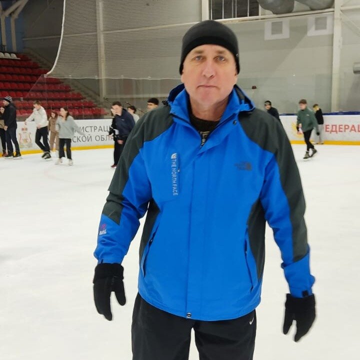 Сергей Дикарев