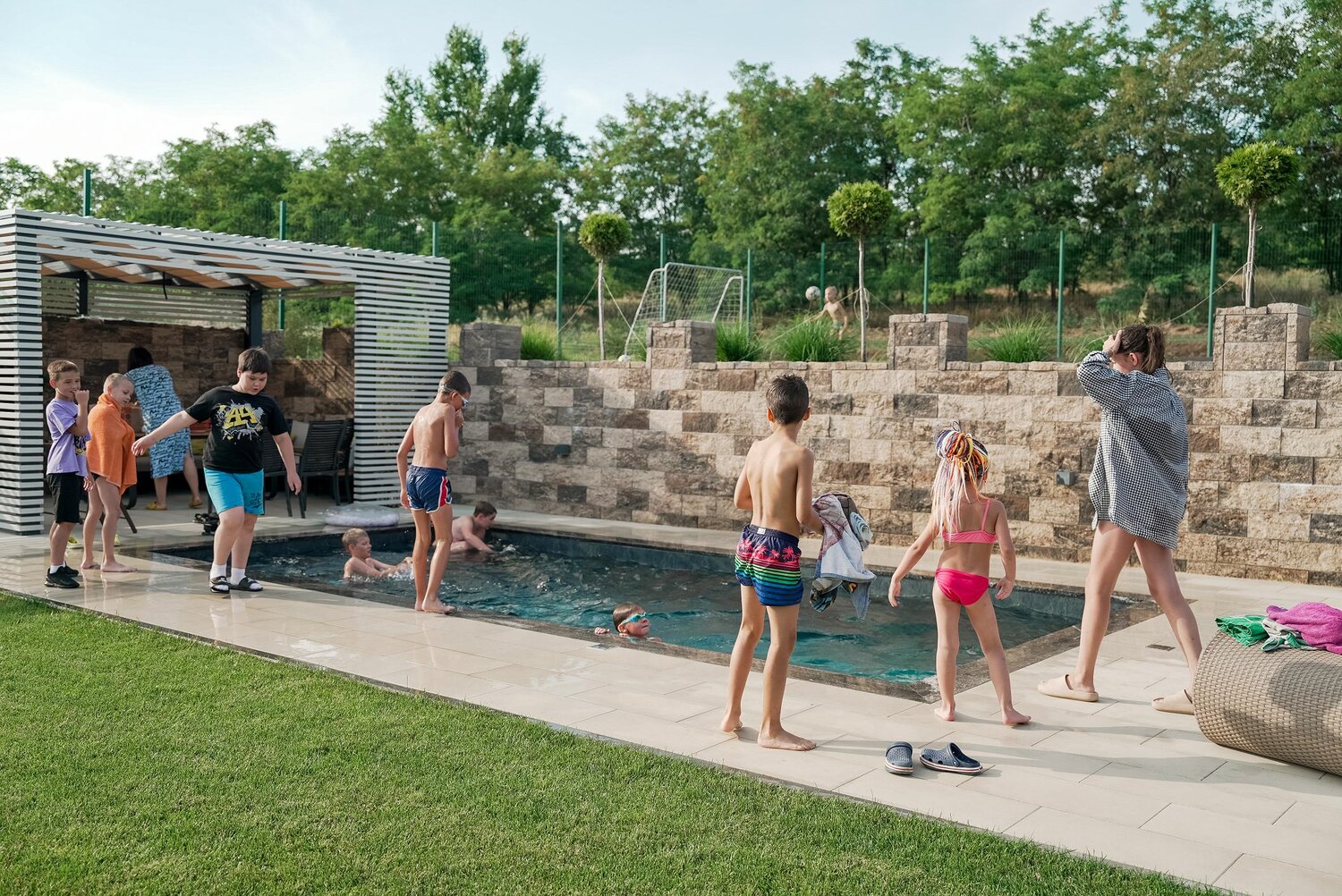 открытый бассейн, pool, бассейн, swimming pool, мальчик