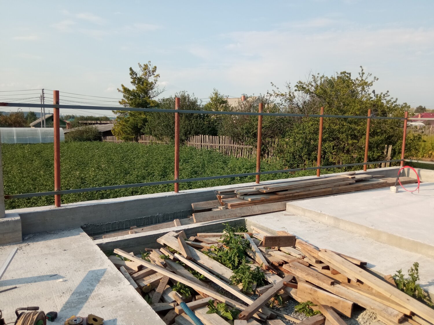 монолитный дом, монолитный фундамент, монолитный дом с пенобетона, монолитное перекрытие в частном доме, монолитное перекрытие