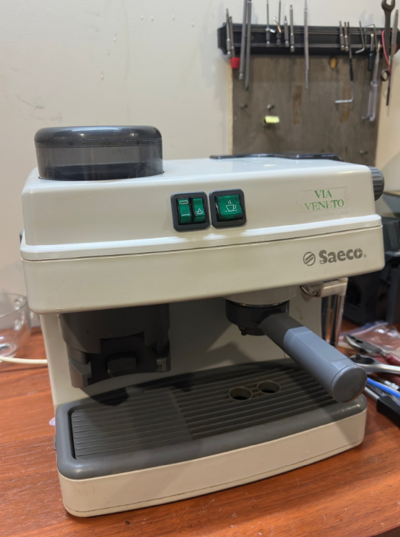 кофемашина saeco, кофеварка saeco, кофеварка рожковая saeco via veneto combi cappuccino, кофеварка рожковая saeco via veneto combi de luxe, saeco