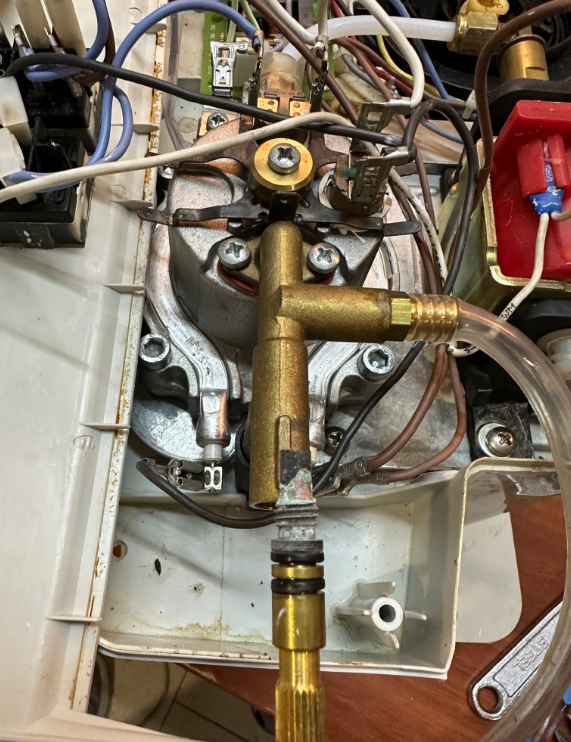 газовая колонка, газовая колонка дон, газовая колонка занусси, газовая колонка нева 4510, газовая колонка устройство