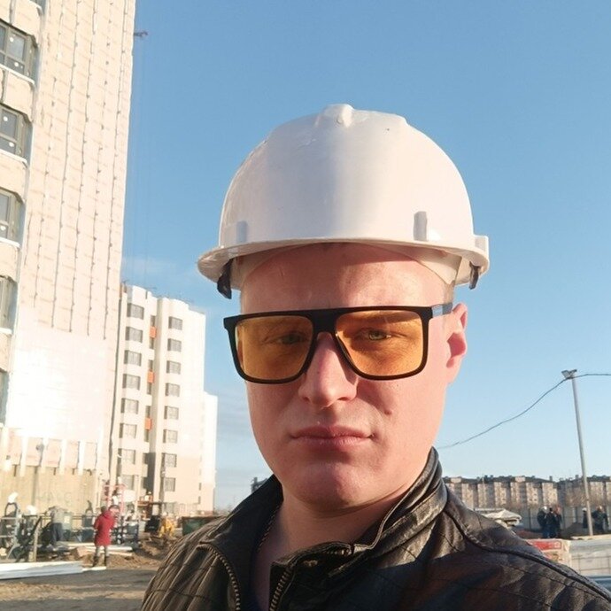 Андрей Серенко