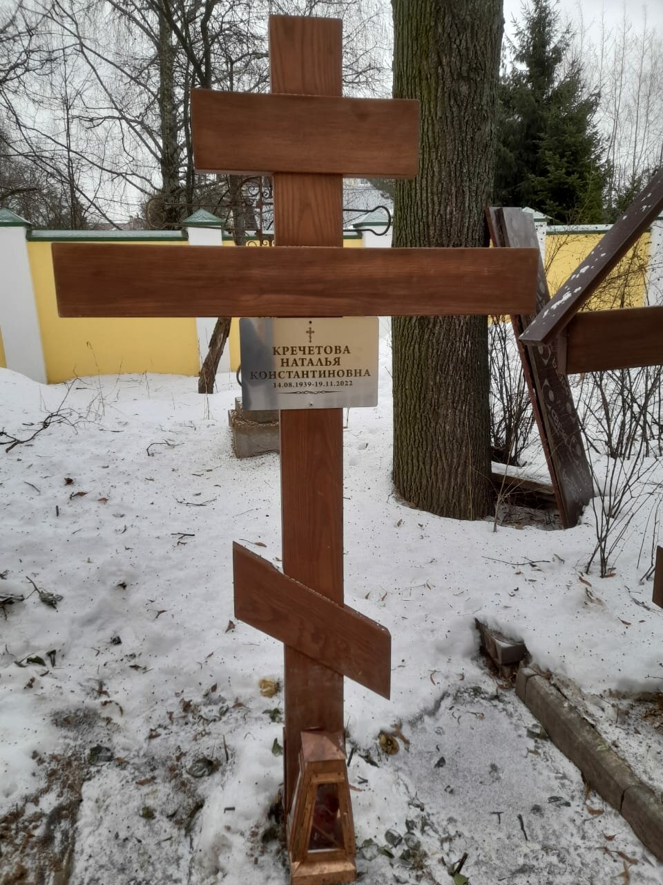 могила григория в бобреневом монастыре, венев монастырь могила анны, могила, могила софьи толстой, кладбище юдино казань