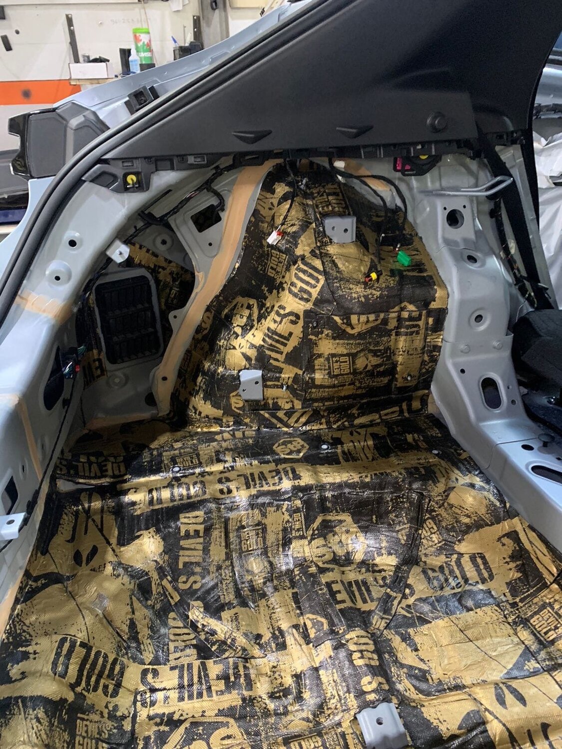шумоизоляция пола автомобиля, шумоизоляция авто, шумоизоляция автомобиля, шумоизоляция пола авто, шумоизоляция