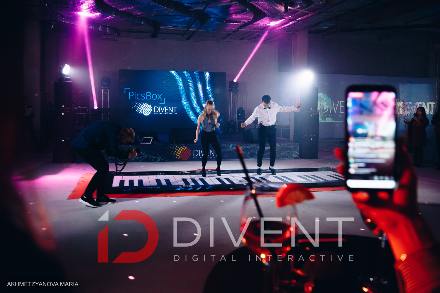 большое пианино на мероприятие, скриншот, екатеринбург divent, шоу, peak sound клуб москва