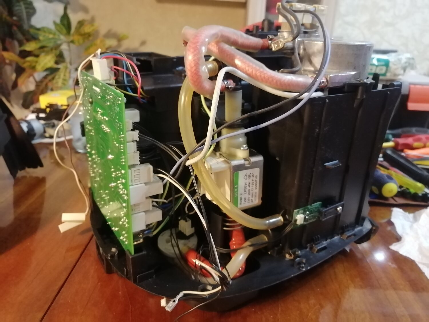 кофемашина саеко, кофемашина delonghi, кофемашина, ремонт кофемашин, кофемашина philips