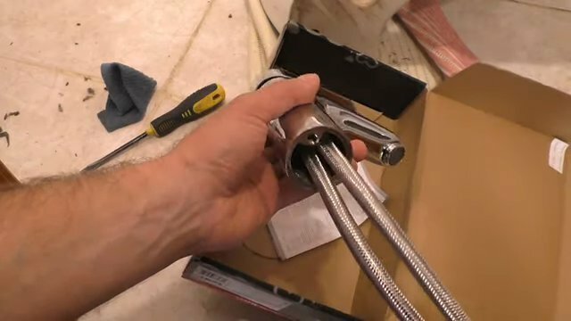 гибкая подводка для смесителя, смеситель, смесители grohe, установка смесителя, крепление смесителя