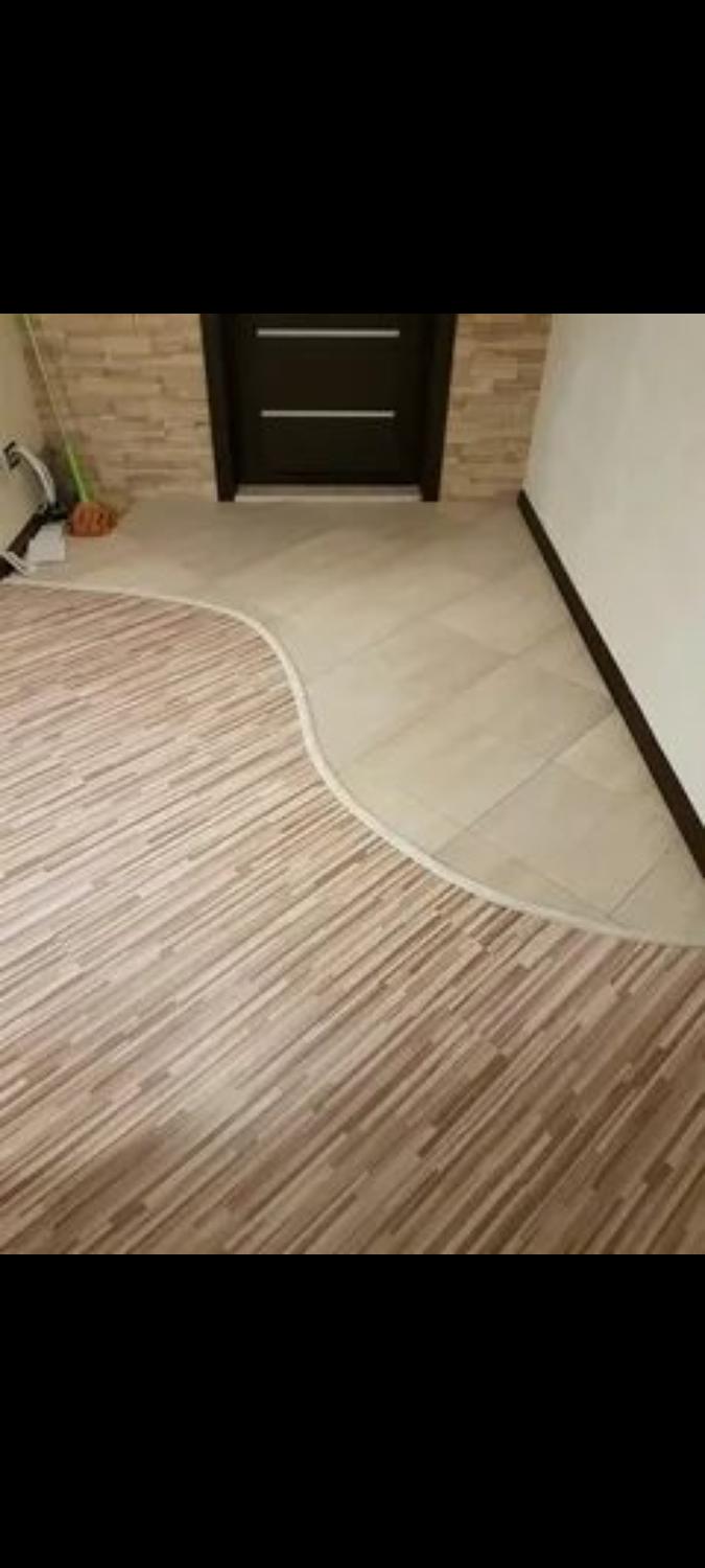 прихожая плитка и ламинат, плитка и ламинат, сочетание плитки и ламината, линолеум в прихожую, отделка пола