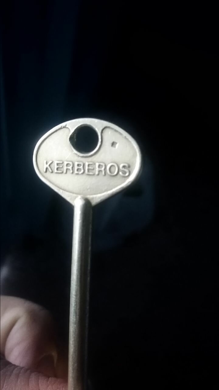 ключ, замок ключ, сувальдный ключ, дубликат ключей, изготовление ключей