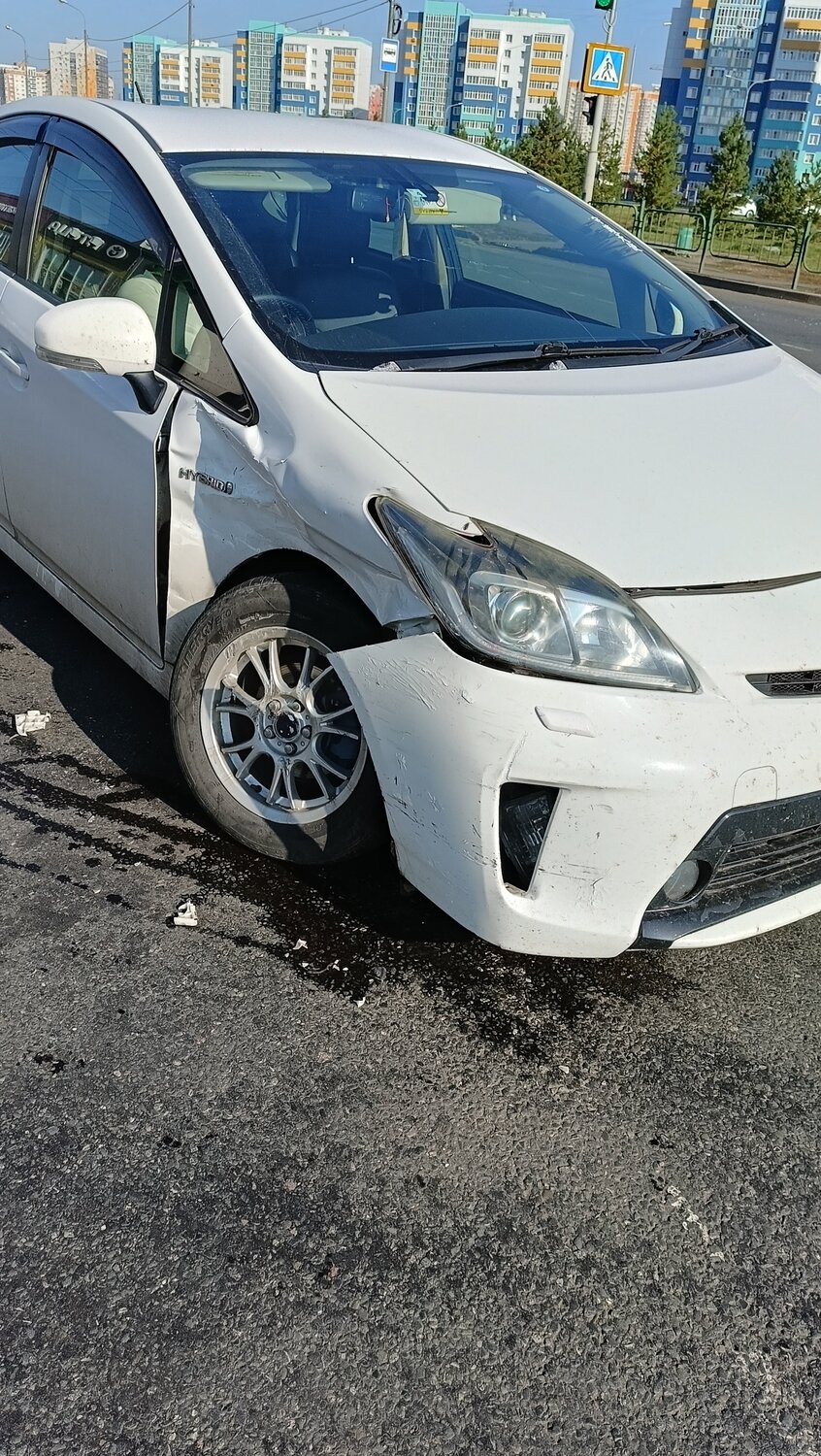 toyota prius, toyota prius alpha 2015, toyota, тойота приус 2012, toyota prius 2012