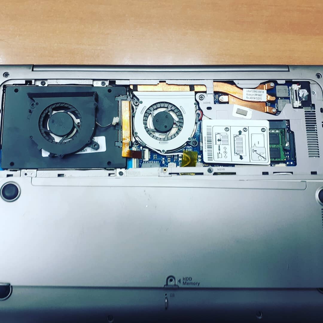 samsung np 300, ноутбук asus zenbook, ноутбук, корпус ноутбука, вентилятор для ноутбука