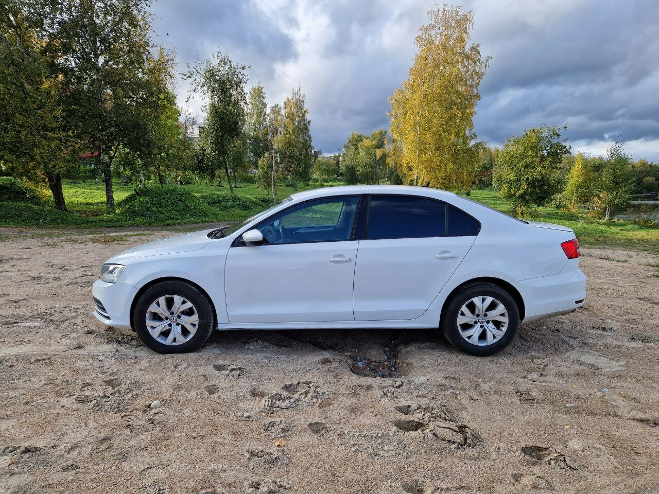 volkswagen jetta, volkswagen polo, белый фольксваген поло, белый фольксваген, Skoda Octavia III