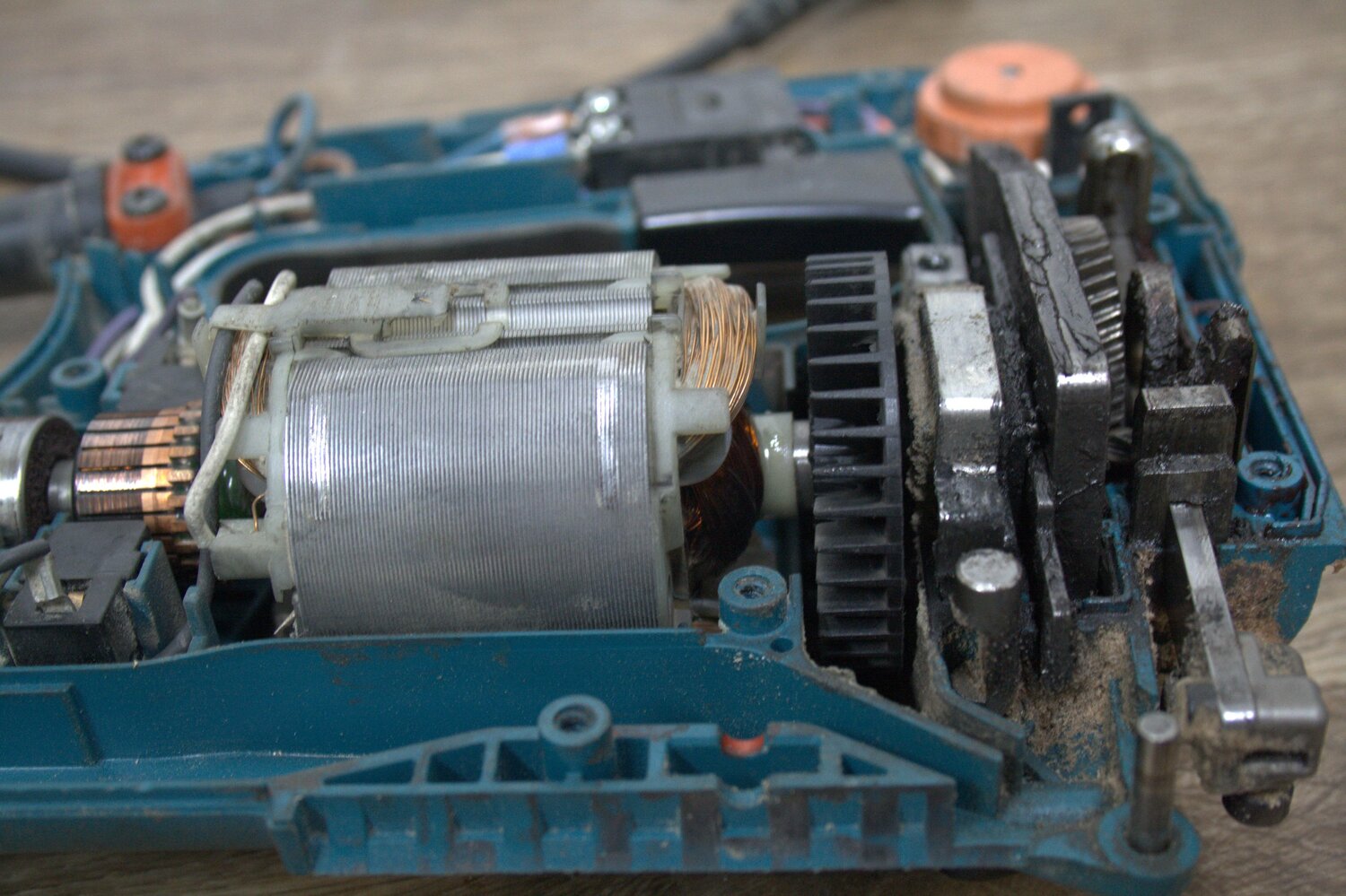 электролобзики makita 4329, электролобзик, лобзик макита, лобзик makita 4329, устройство электролобзика