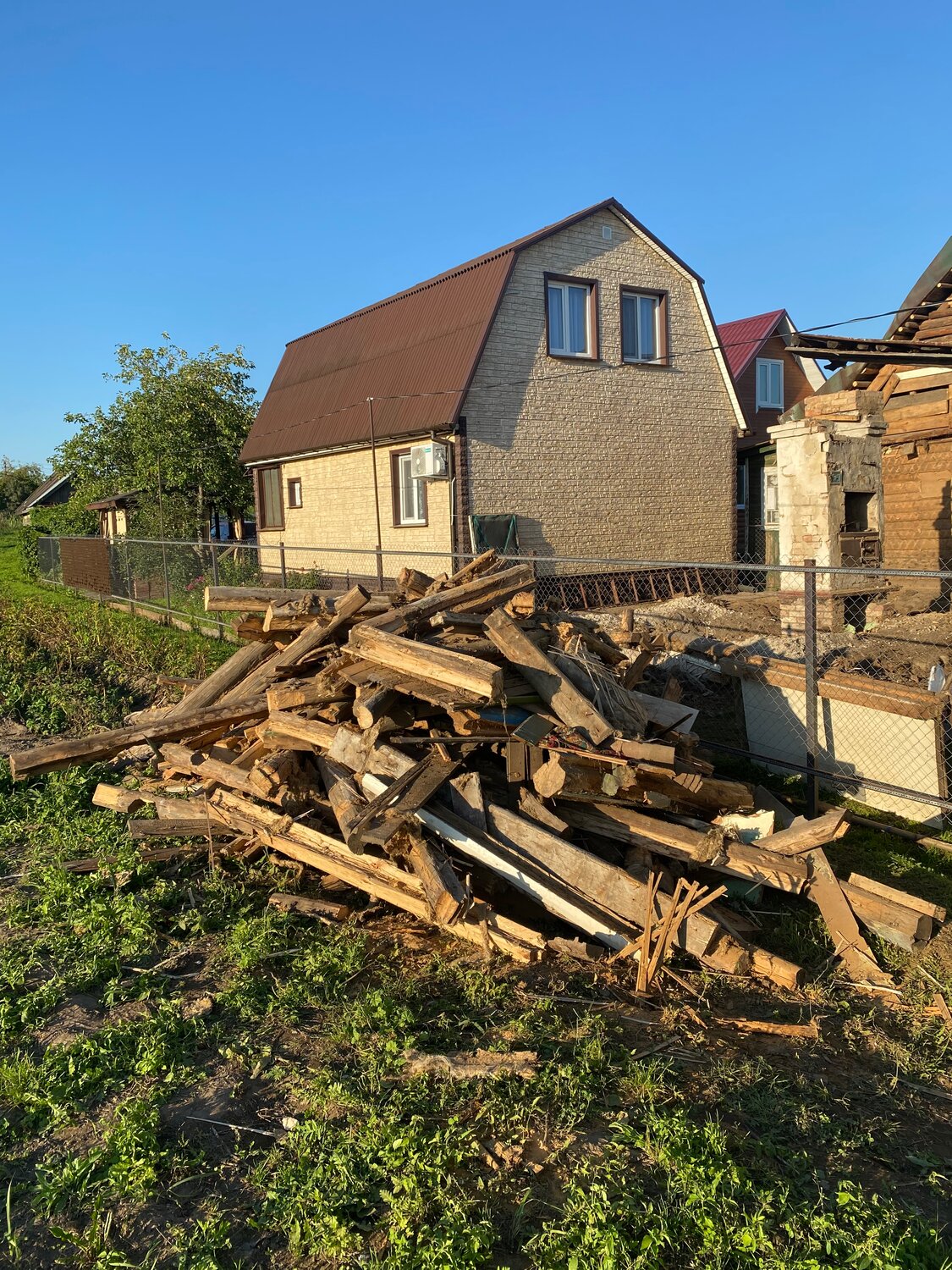 снос дома, снос домов, домов, деревянный дом, разрушенный дом
