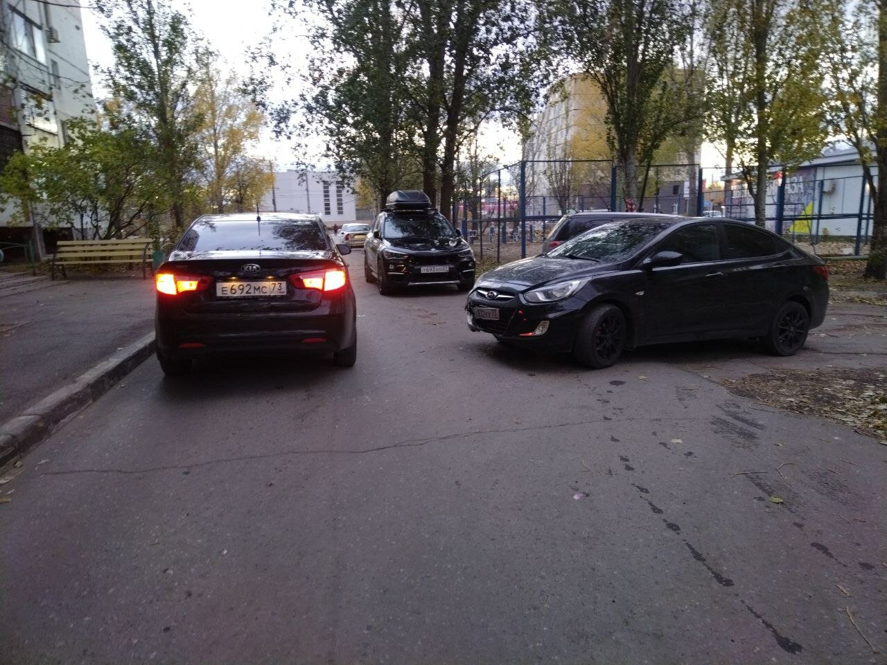 hyundai solaris, черный хендай солярис, хендай солярис 1.6 мт, хендай солярис 2 рестайлинг черный, хендай солярис