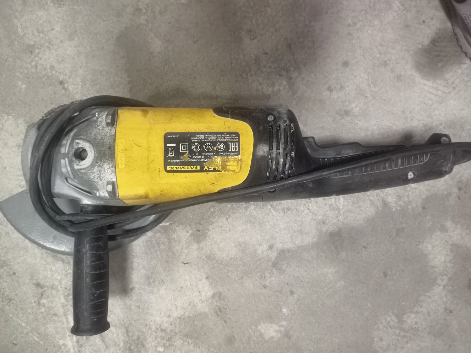 болгарка dewalt dw 490-qs, болгарка stanley fmeg725, болгарка stanley fatmax fmeg230, dwe8110s dewalt болгарка деволт, болгарка деволт 150мм