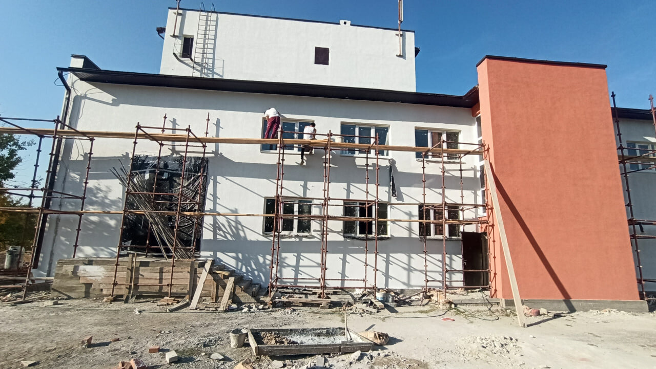 фасадные работы, ремонт фасада, здание, ремонт здания, стены - house builder #