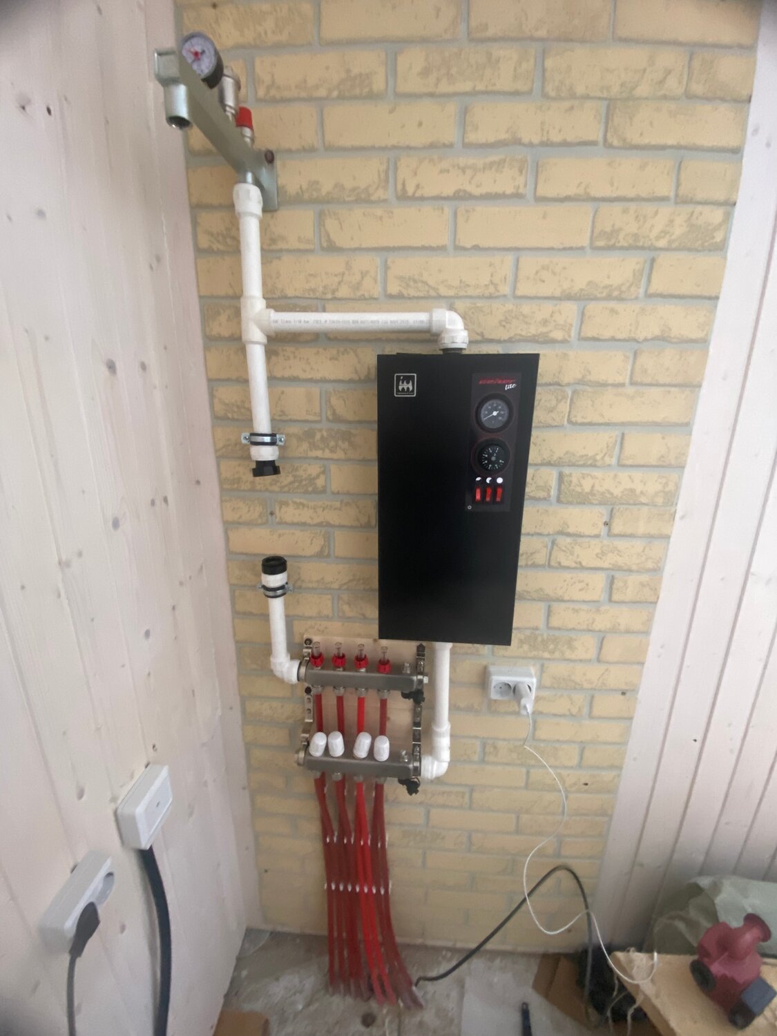 электрокотел для отопления частного дома, электрокотел в доме, электрокотел эван обвязка котла отопления, обвязка котла отопления, электрокотел для теплого пола