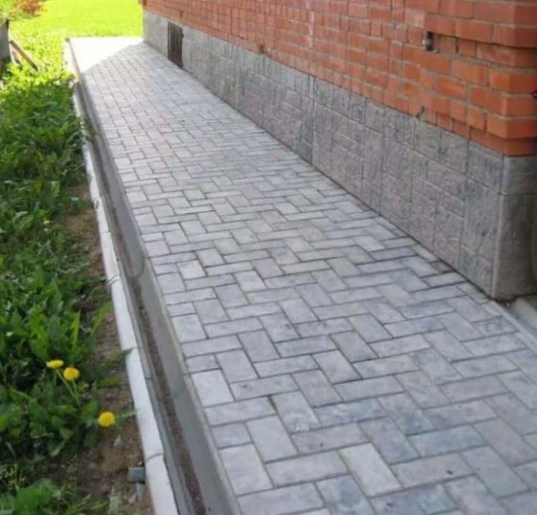 отмостка, плитка на отмостку, отмостка тротуарной плиткой, отмостка бехатон, отмостка из брусчатки