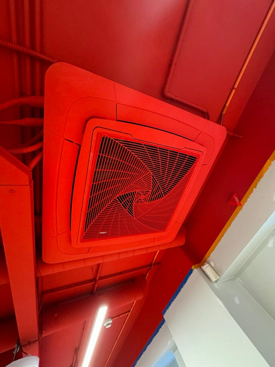 кассетный кондиционер, сплит системы, кондиционер, кондиционеры сплит системы, кондиционер сплит