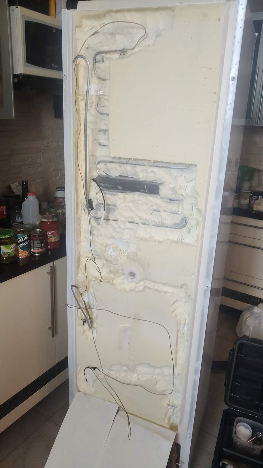 Замена уплотнителя дверцы холодильника в Москве - Ремонт и установка ...