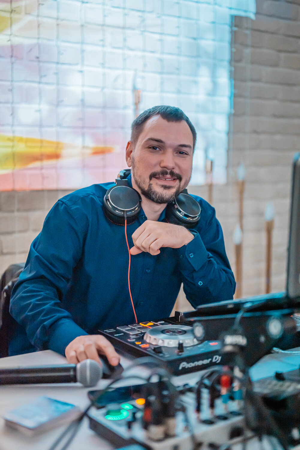 мужчина, диджей марат, человек, диджей, руки вверх best