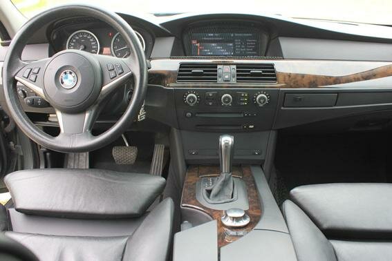 bmw 5 series, бмв е60 рестайлинг салон, бмв е60 салон, салон алюминий бмв е60, бмв е60 черный салон на механике