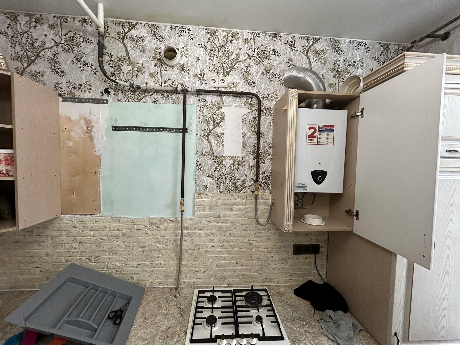 квартиру, интерьер, квартира в панельном доме, квартиры в хрущевке, газовая колонка в квартире