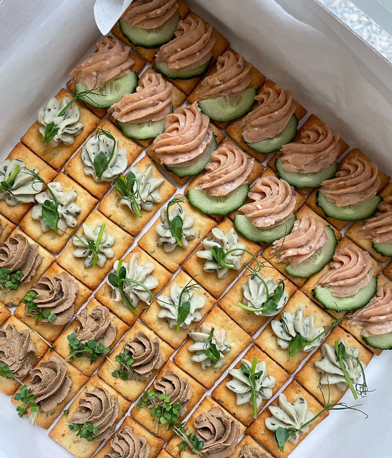 закуска, фуршет закуски, мини закуски, закуски на стол, мини бутерброды для фуршета