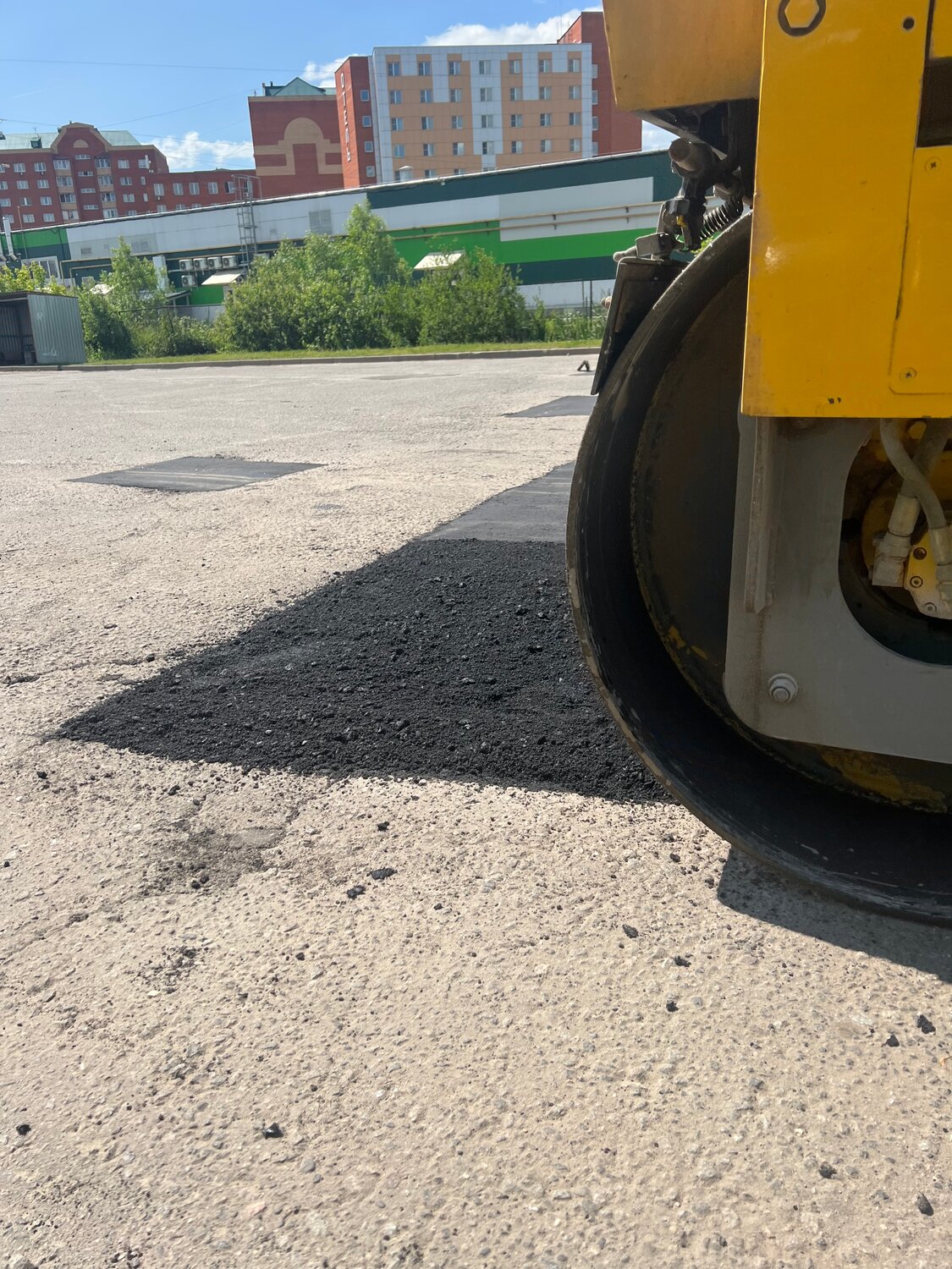 асфальтирование, укладка асфальта, асфальтирование дороги, каток асфальт, асфальт