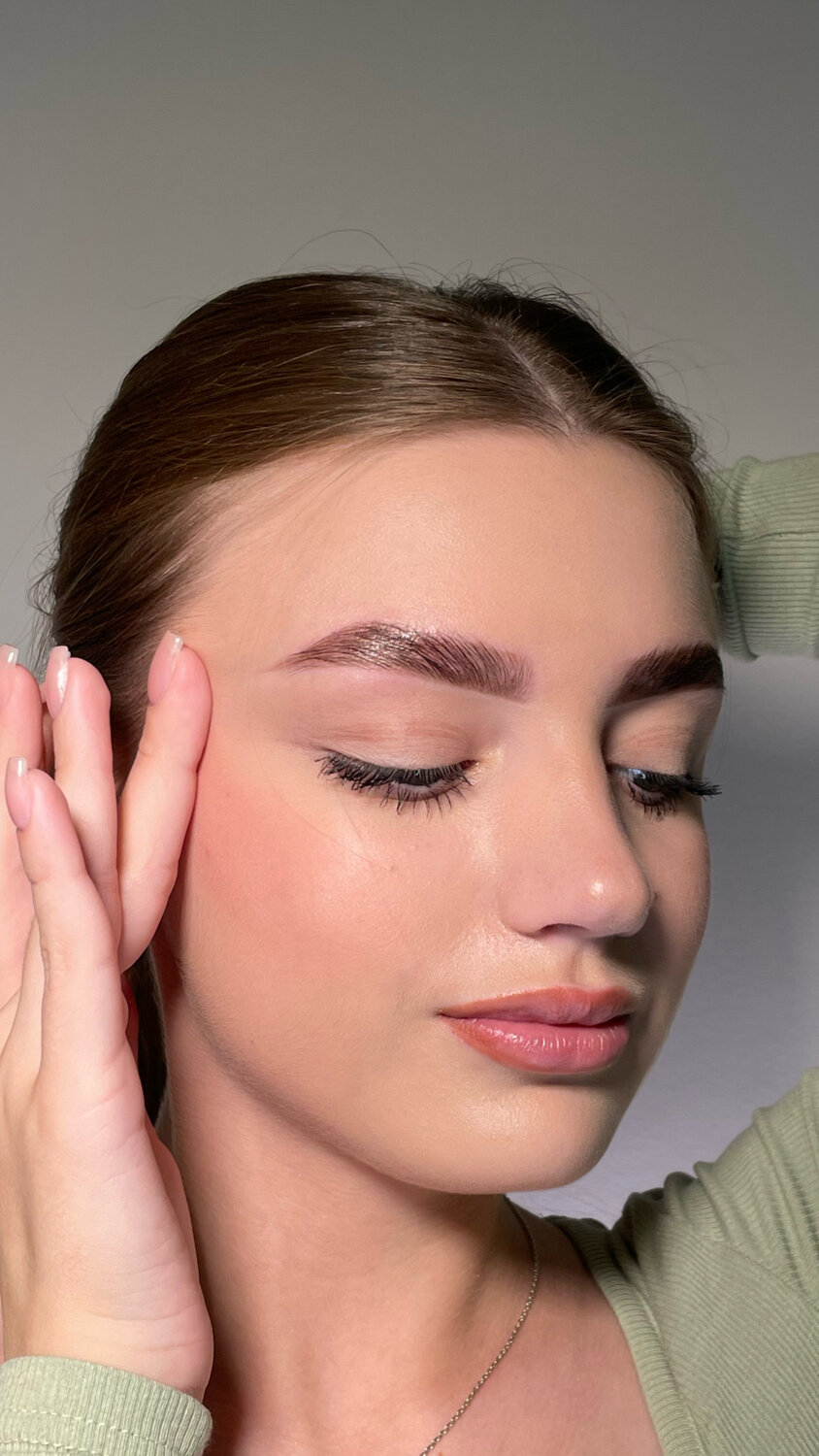 окрашивание бровей, ламинирование бровей, бровь, оформление бровей, коррекция бровей