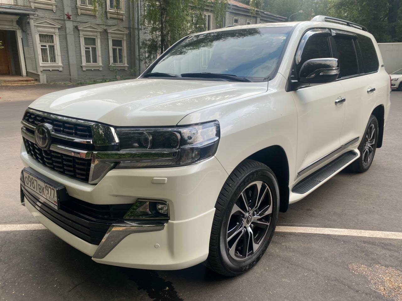toyota land cruiser, toyota land cruiser 200 series, land cruiser 200 рестайлинг, toyota land cruiser 2016, Jeep Grand Cherokee IV (WK2) Рестайлинг