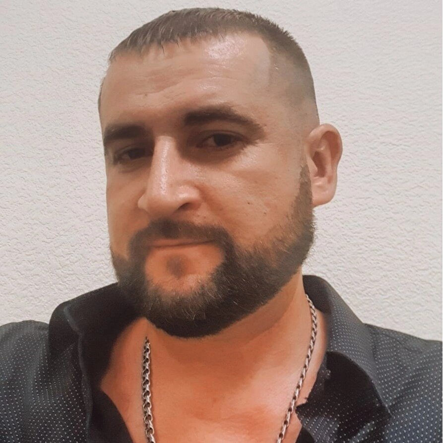 Данила Андреев