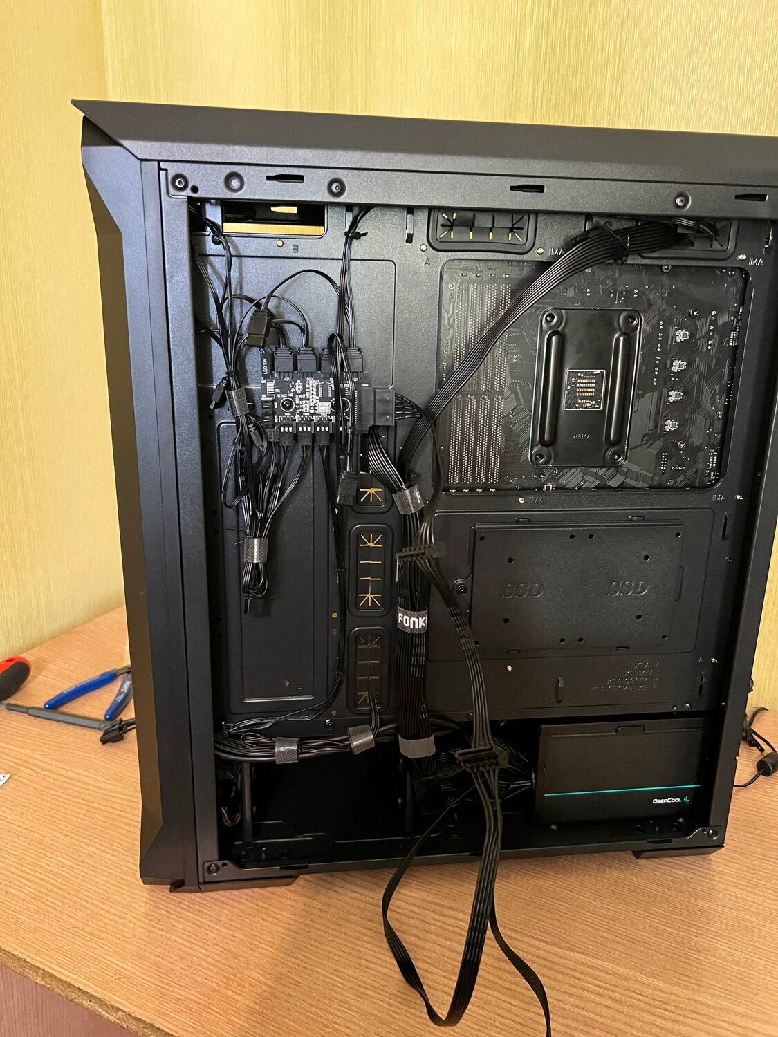 корпус, корпус corsair, корпус fractal design, компьютерный корпус, корпус cooler master