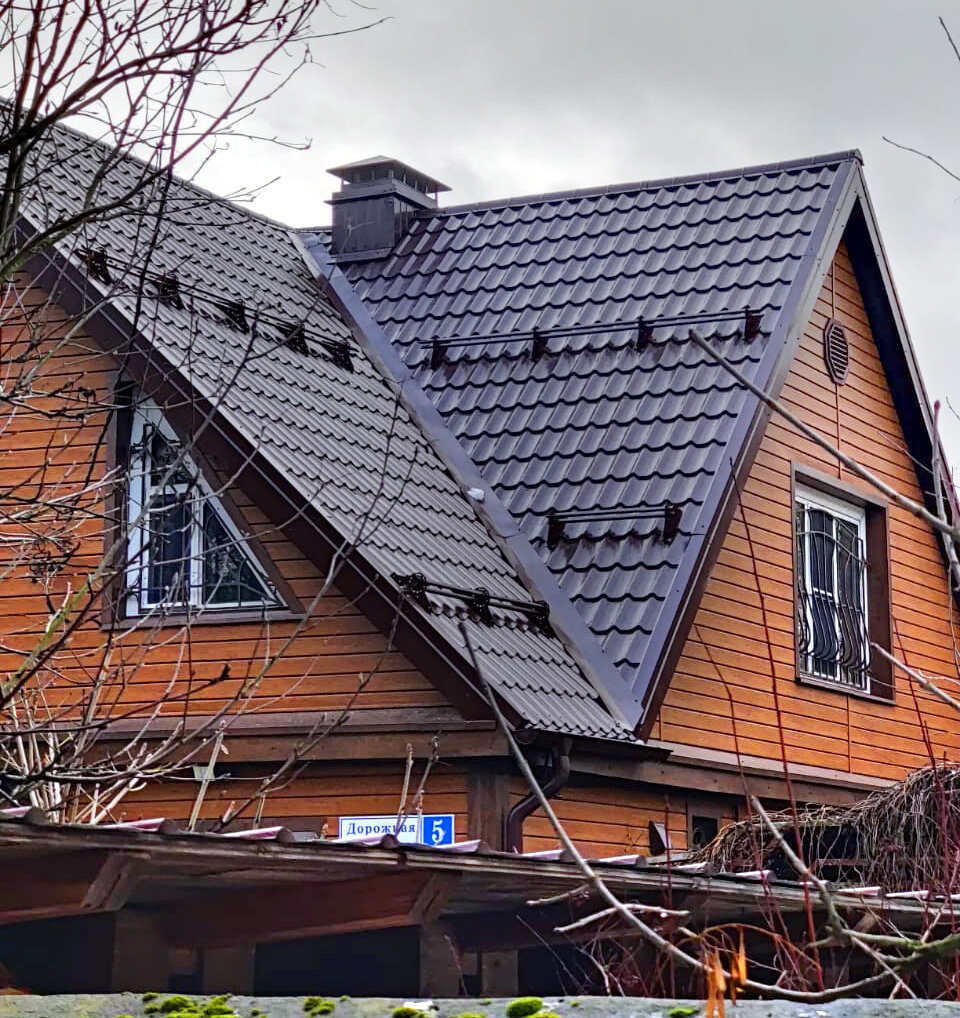 металлочерепица гранд лайн, кровля из металлочерепицы, монтаж кровли из металлочерепицы, крыша из металлочерепицы, металлочерепица каскад