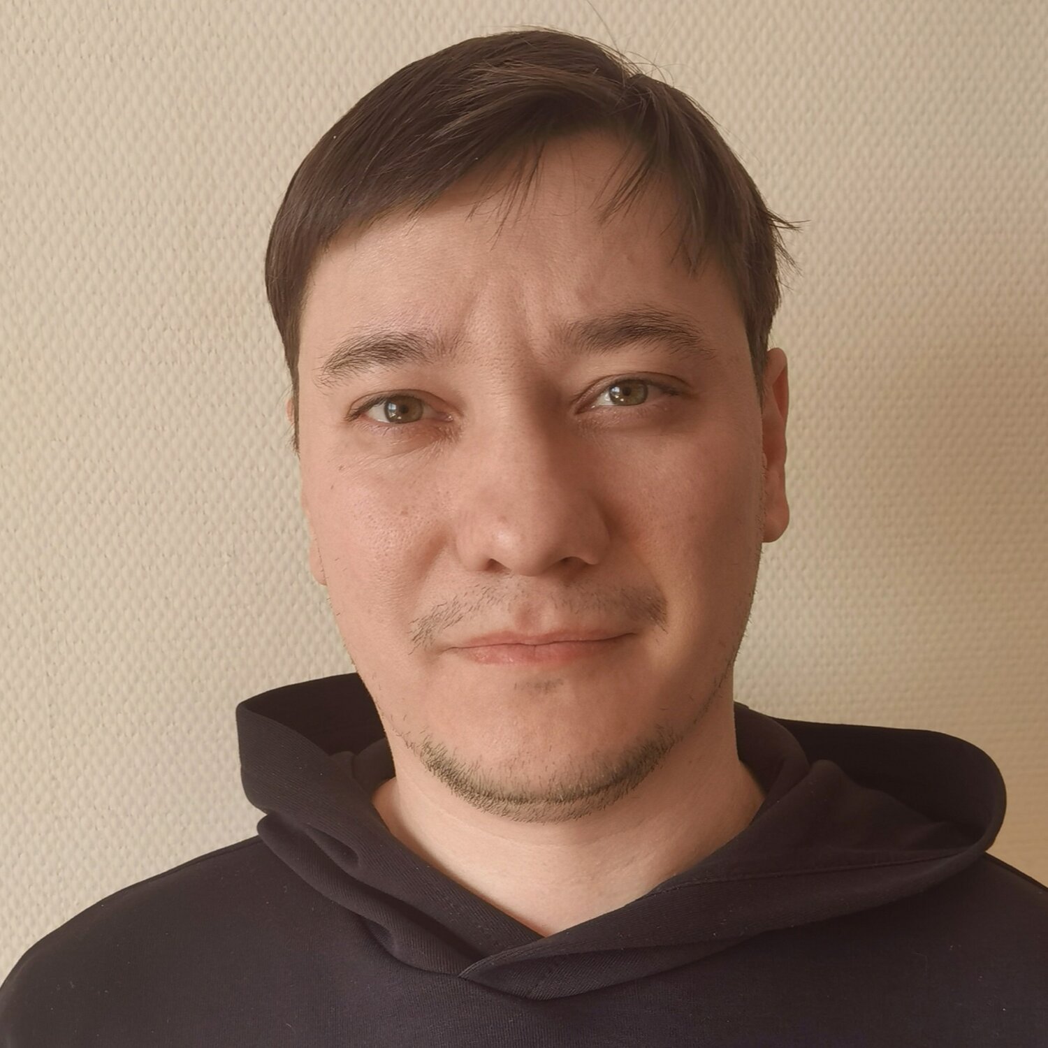 Нурислам Алпаров