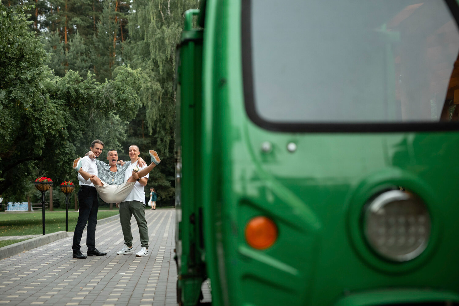 свадьбы, мужчина, человек, свадебная фотосессия, машина на свадьбу