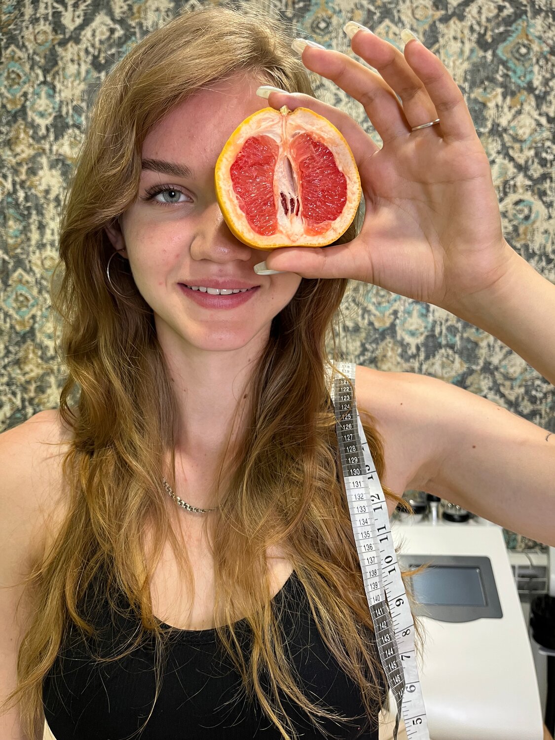 девушка, женщина, человек, фрукты грейпфрут, грейпфрут