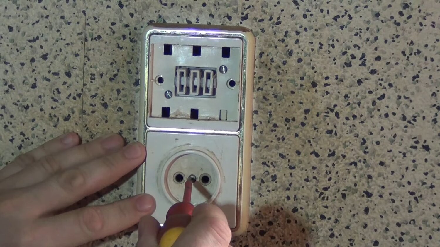 выключатель с розеткой, таймер розетка, тройной выключатель с розеткой, электрическая розетка, розетка с выключателем в одном корпусе