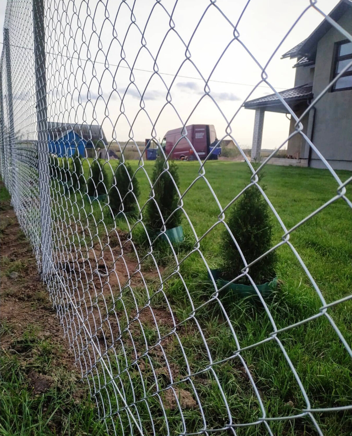 забор из сетки рабицы, сетка рабица, рабица забор, сетка рабица для забора, забор из сетки рабица