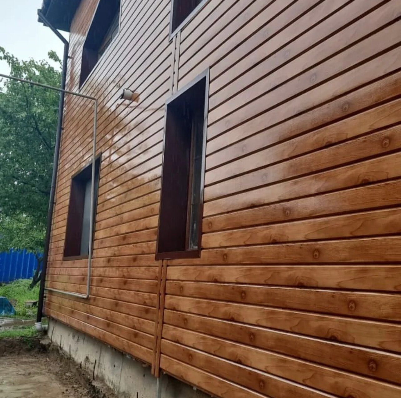 металлосайдинг под дерево для наружной отделки, сайдинг под дерево, металлический сайдинг, евробрус сайдинг металлический, металлический сайдинг под дерево