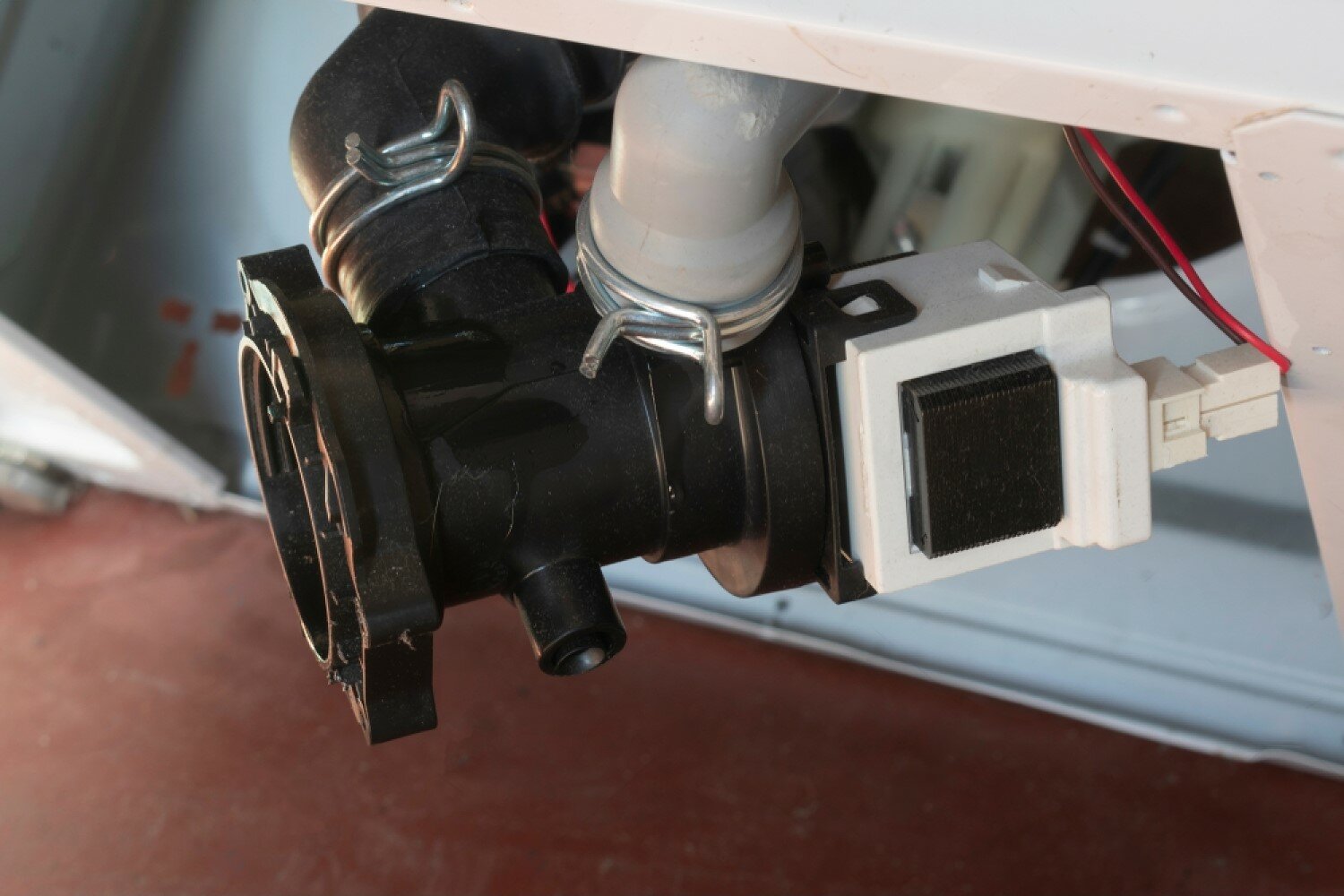 Замена сливного насоса в стиральной машине lg фото - DelaDom.ru