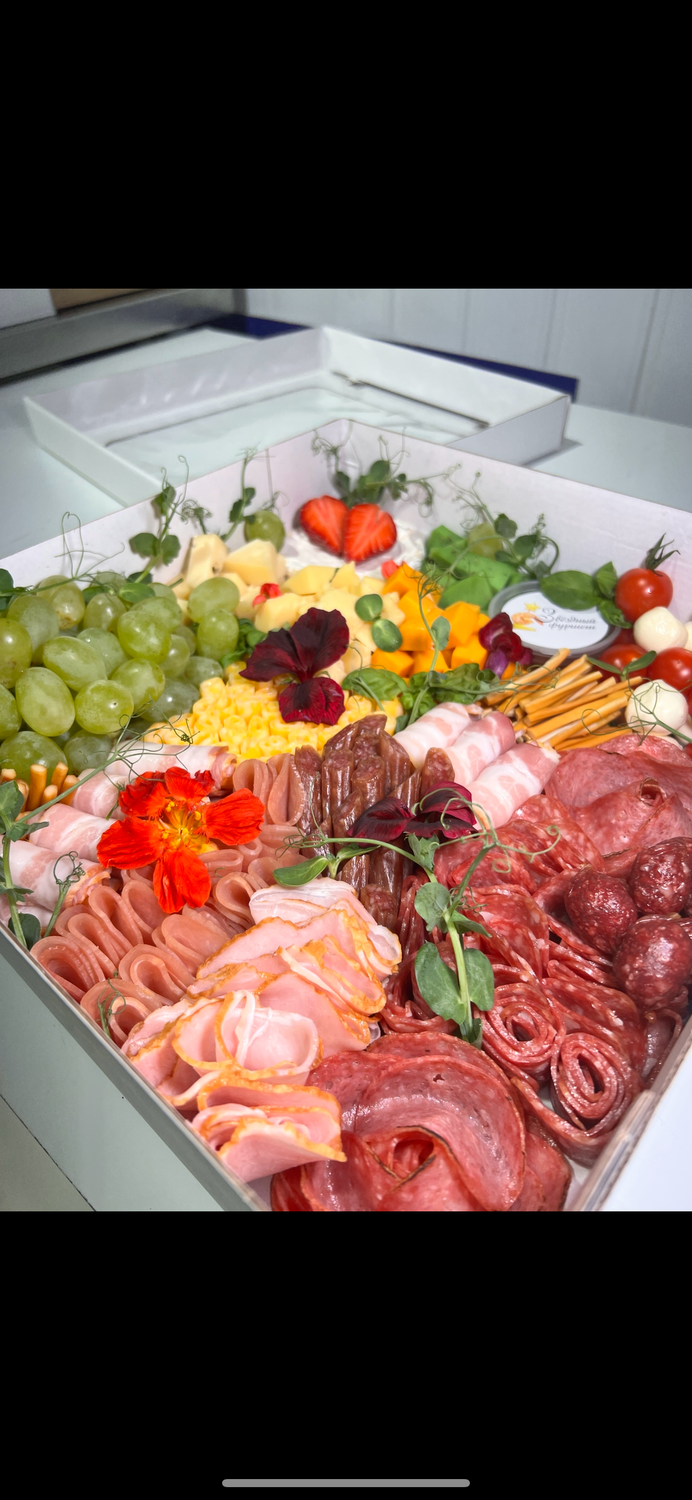 мясная нарезка, еда, ассорти прошутто, мясной сет, мясная продукция