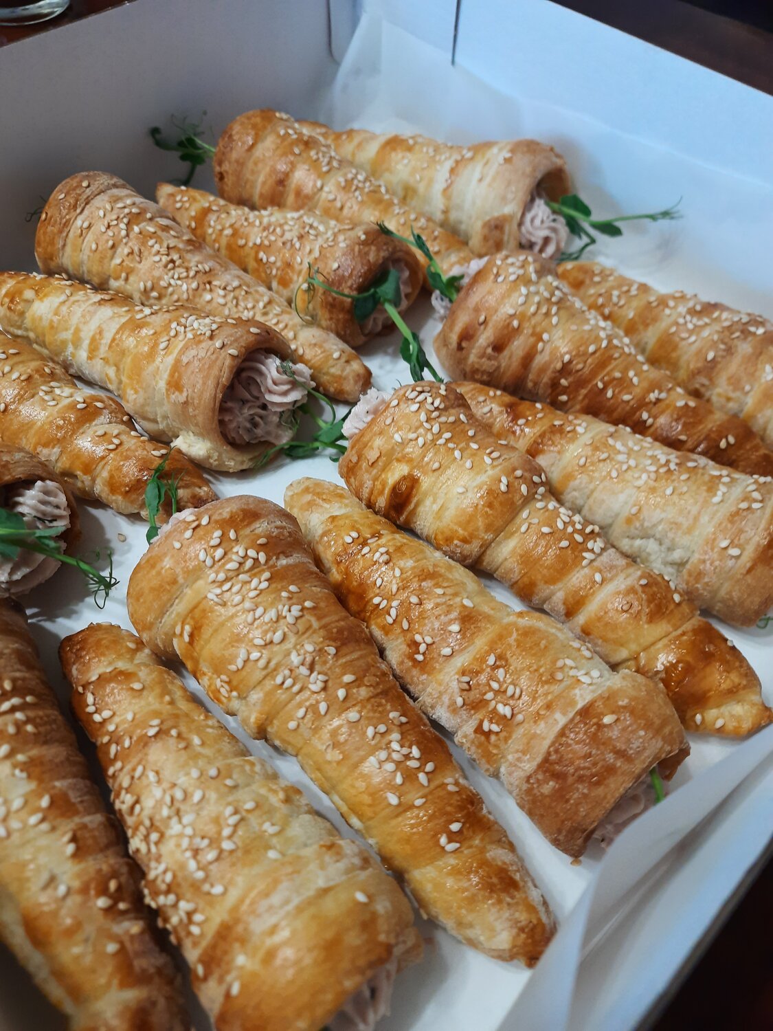 börek, еда, patatesli börek, hot dog bun, kol böreği